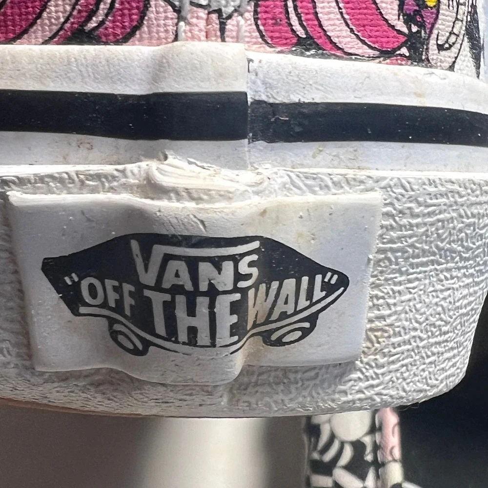 Vans Authentic Disney Cheshire Cat Women 10.5 Mens 9 Alice in Wonderland Checker